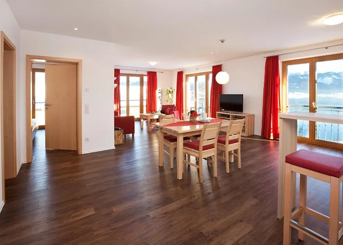 Seehotel Und Appartements Schnoeller